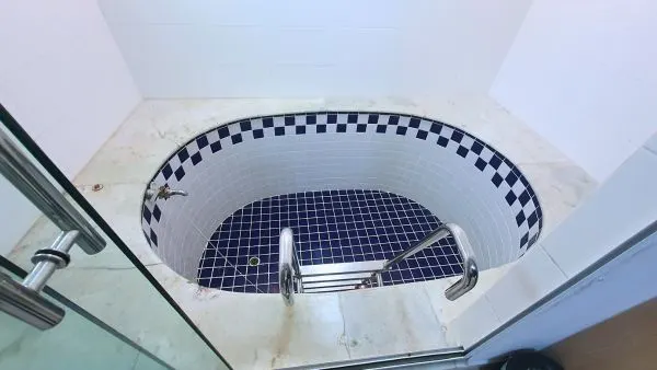 Suíte com Mini Piscina