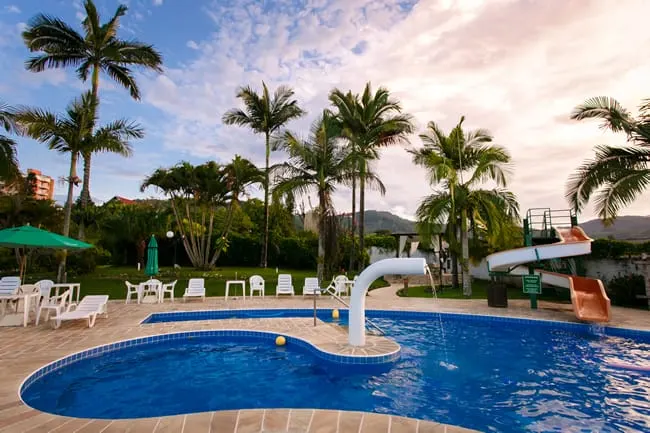 Piscina Ao Ar Livre